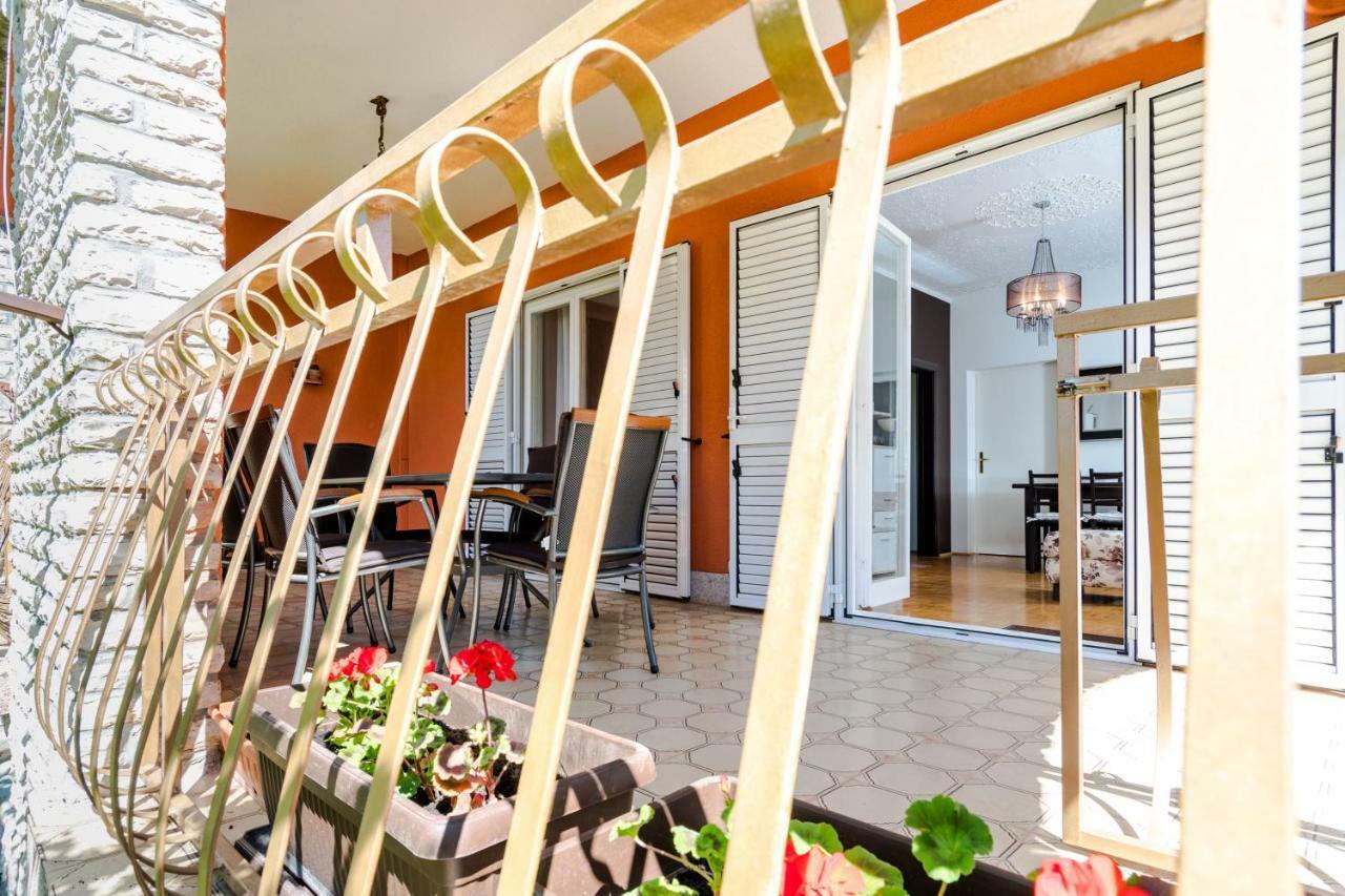 Apartment Yean Каштела Экстерьер фото